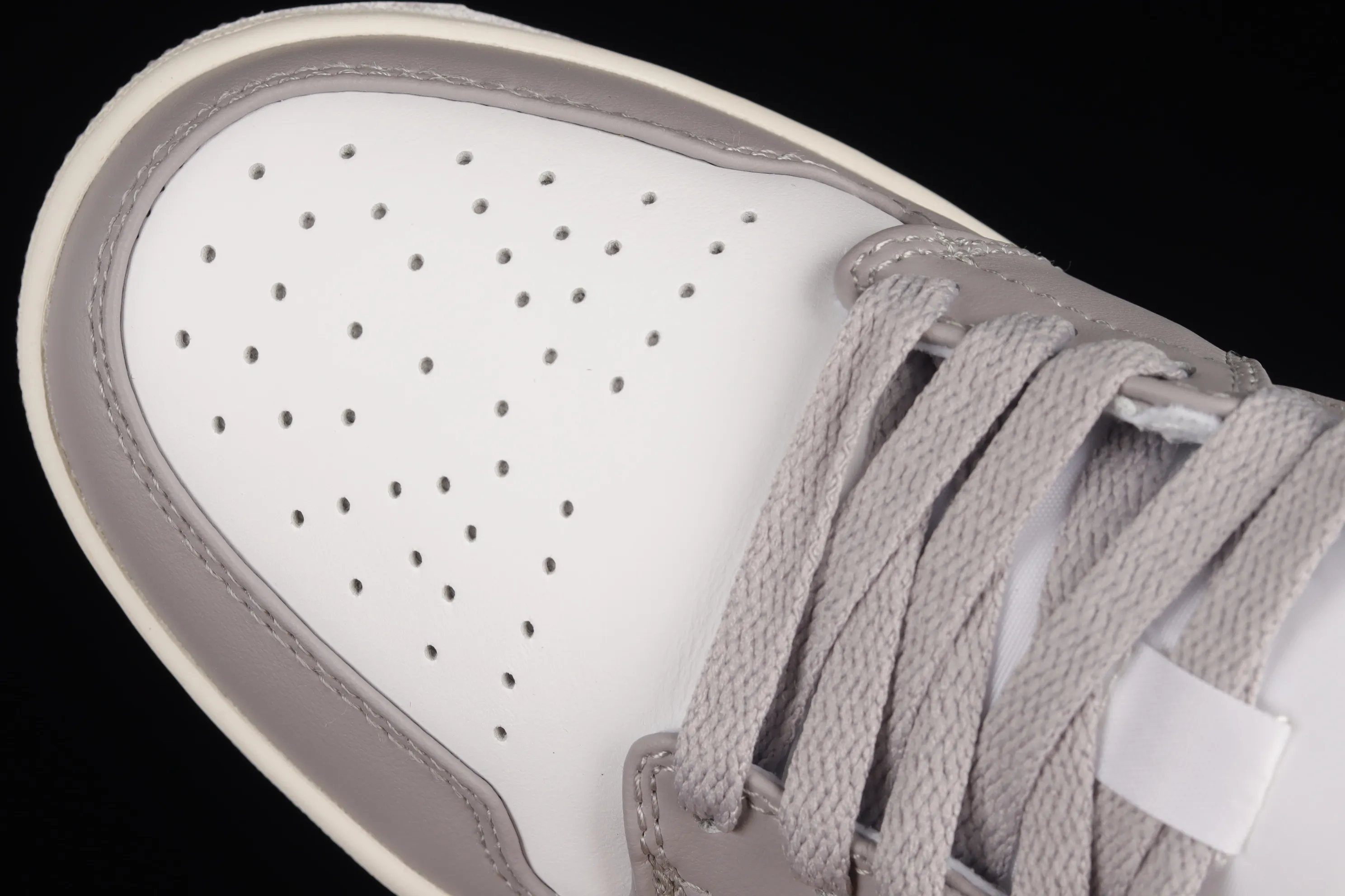 All categories Air Jordan Jordan series basketball shoes Air Jordan 1 Low Z version Air Jordan 1 Low "Vintage Grey" AJ1 Joe 1 white gray low-top basketball shoes 553558-053